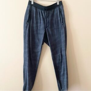 UNDER ARMOUR Gray Sweatpants Joggers